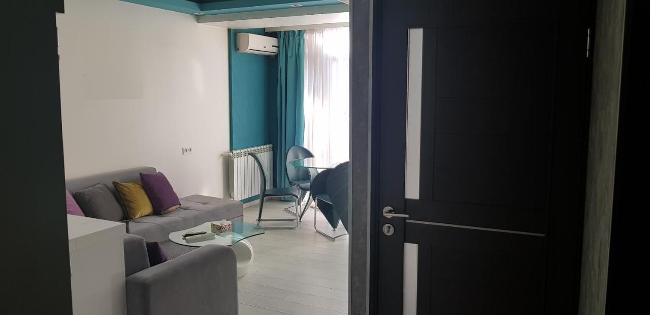 Beautiful Apartment Located In Pushkin Street Erévan Extérieur photo